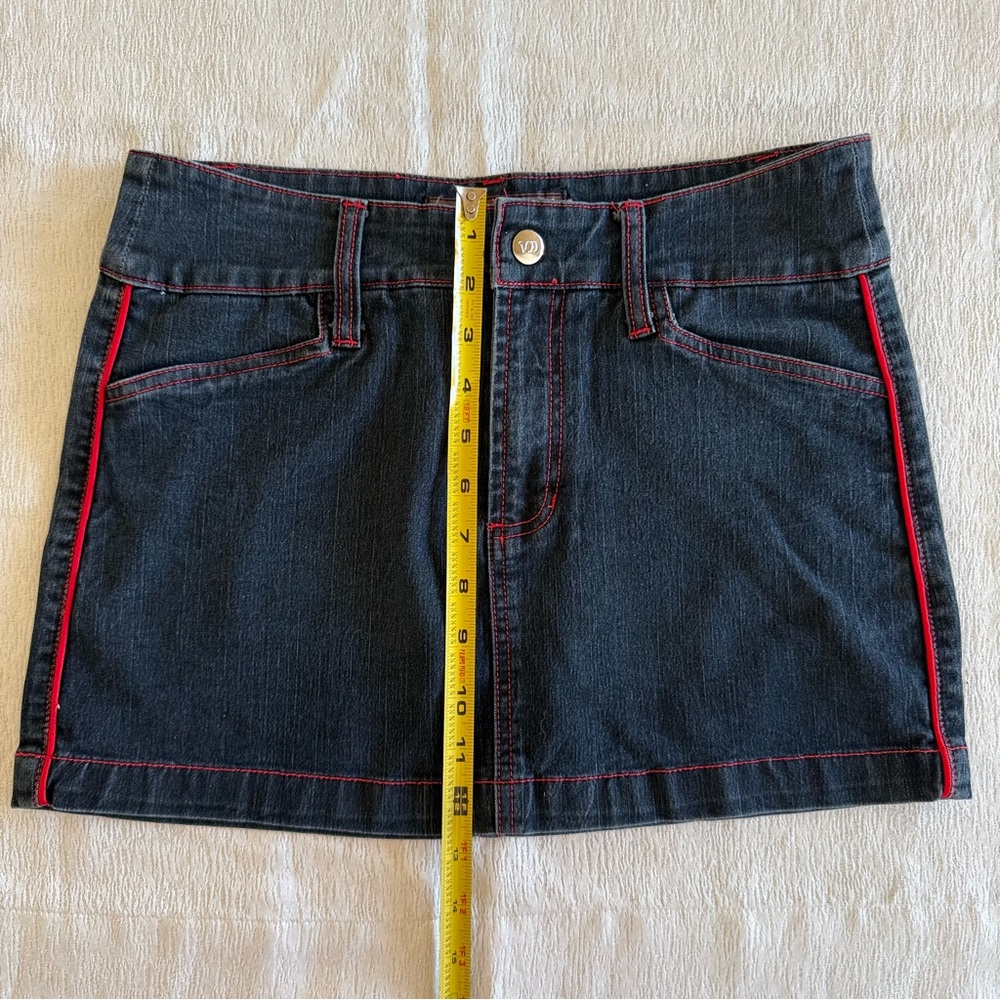Womens Size 7/8 Dark Wash Denim Mini Skirt Red Stitch Low Rise - Picture 9 of 13